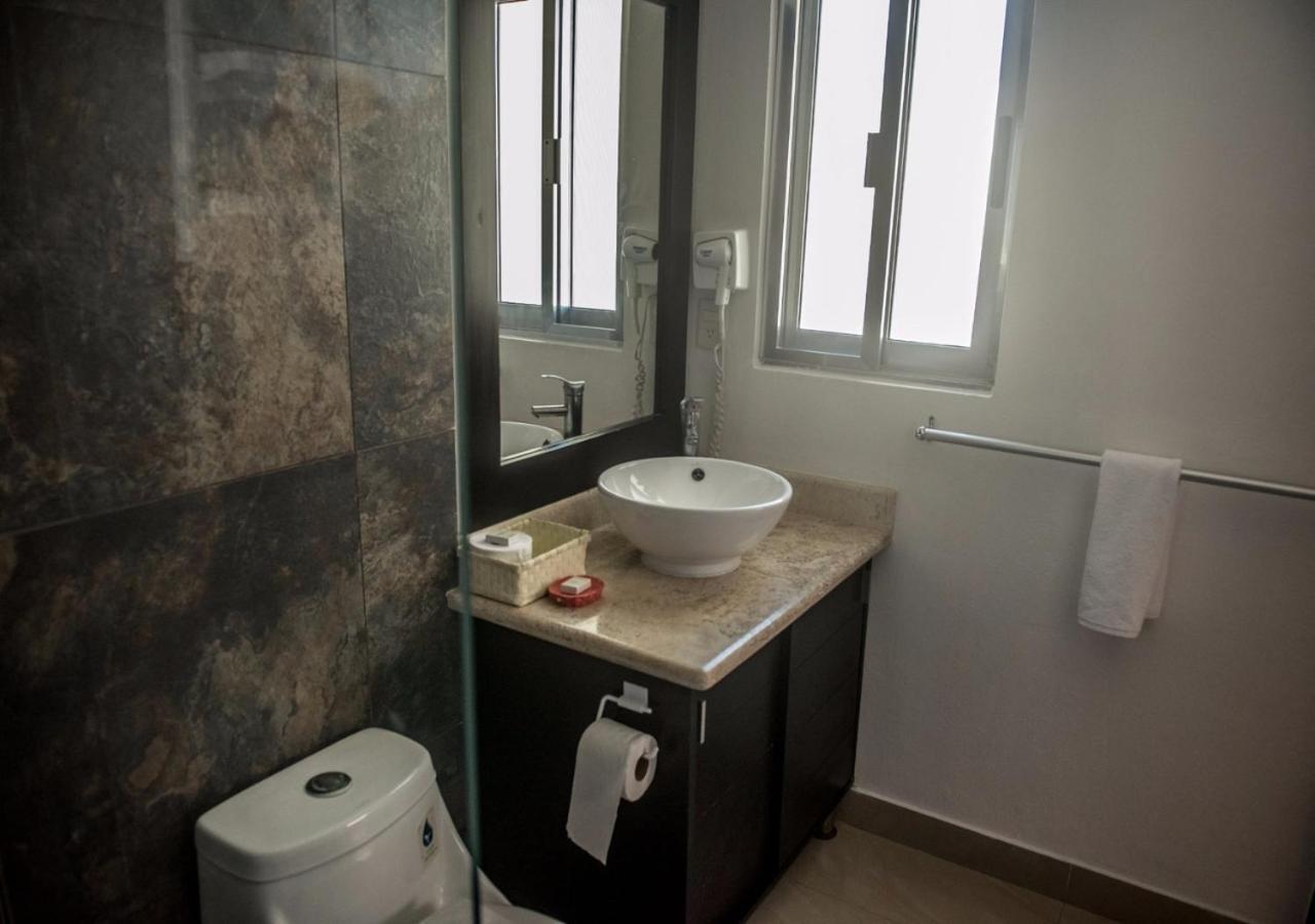 Sunrise 42 Suites By Holiday In Playa Playa del Carmen Luaran gambar