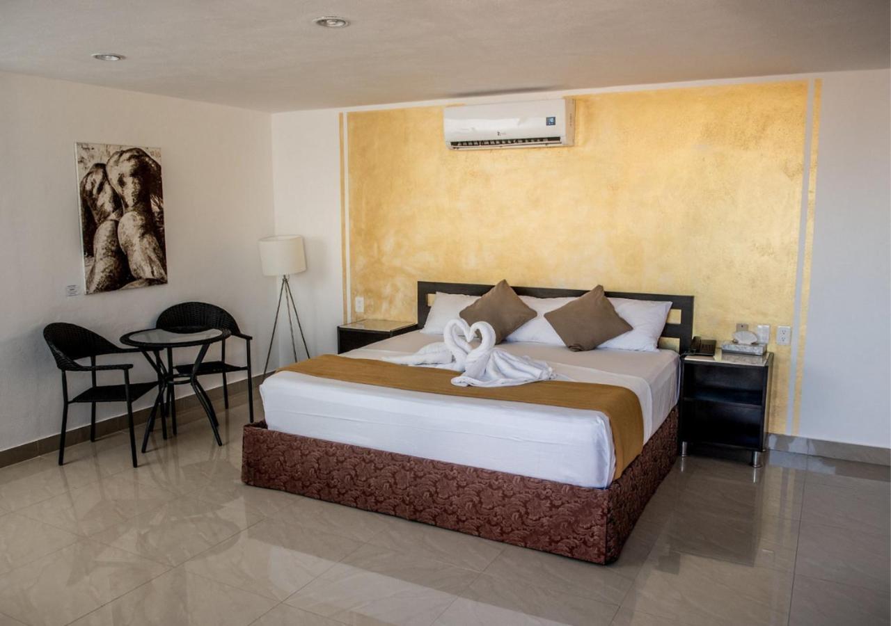 Sunrise 42 Suites By Holiday In Playa Playa del Carmen Luaran gambar